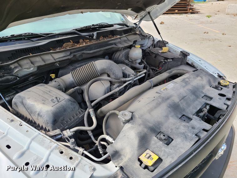 image for item GT9074 2013 Dodge Ram 1500  Quad Cab pickup truck