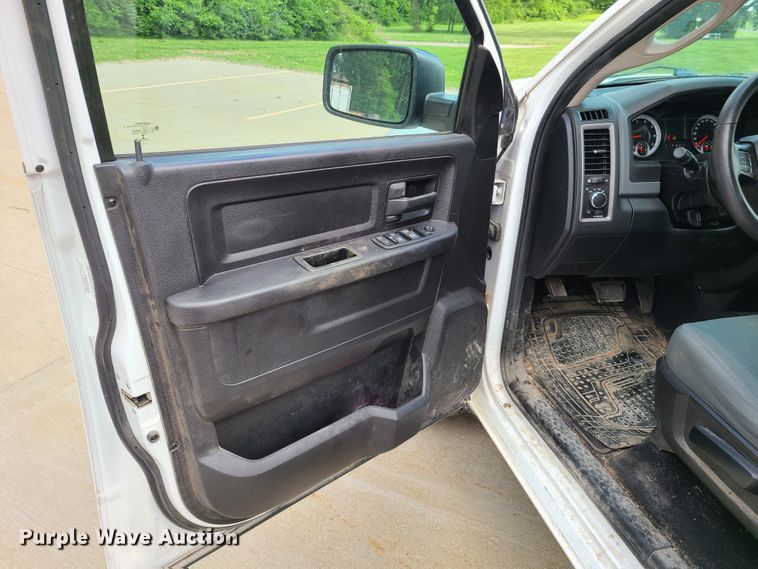 image for item GT9075 2014 Dodge Ram 1500  Quad Cab pickup truck