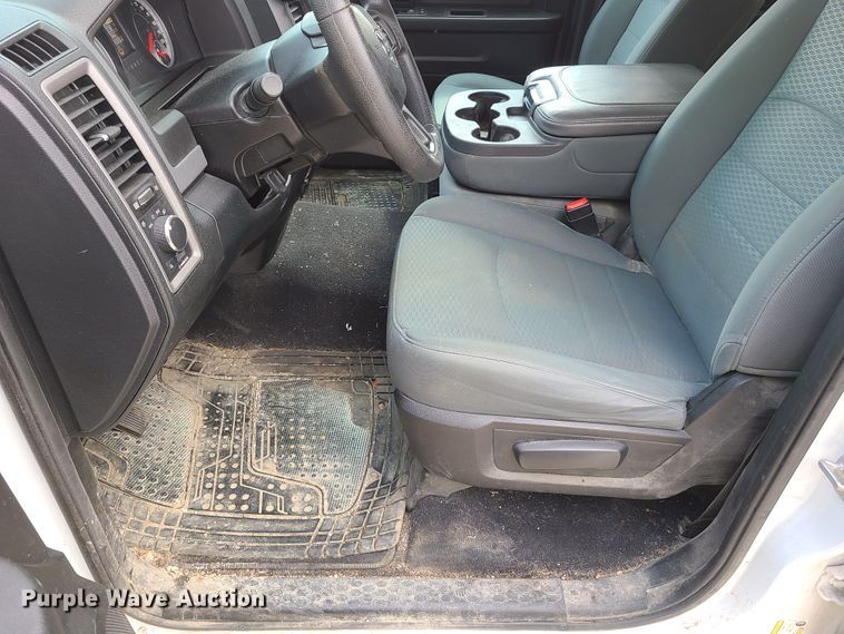 image for item GT9075 2014 Dodge Ram 1500  Quad Cab pickup truck