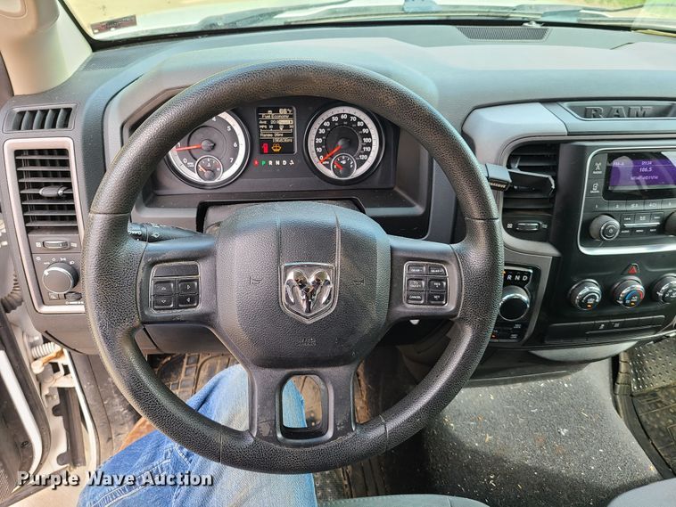 image for item GT9075 2014 Dodge Ram 1500  Quad Cab pickup truck