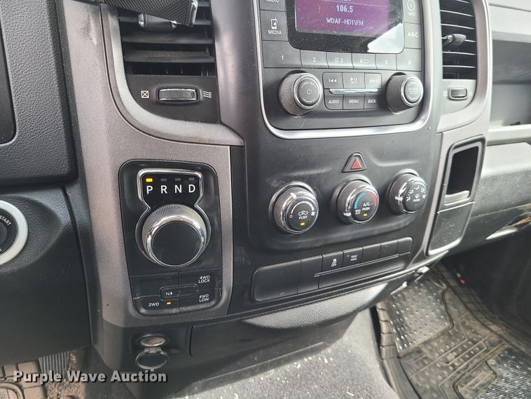 image for item GT9075 2014 Dodge Ram 1500  Quad Cab pickup truck