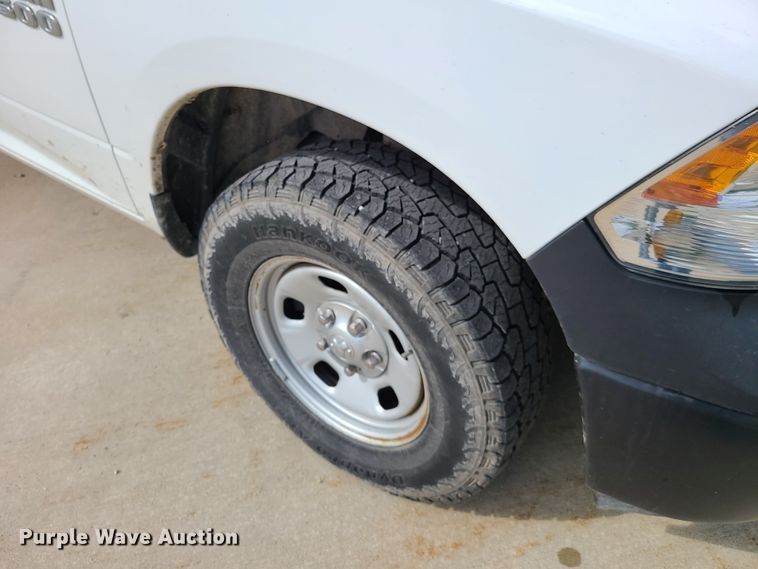 image for item GT9075 2014 Dodge Ram 1500  Quad Cab pickup truck