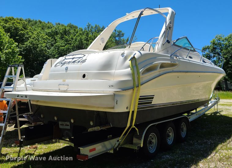 image for item GT9102 2002 Sea Ray Cruiser  boat