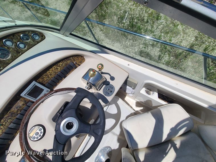 image for item GT9102 2002 Sea Ray Cruiser  boat