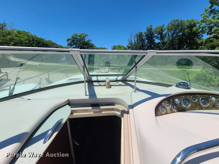 image for item GT9102 2002 Sea Ray Cruiser  boat