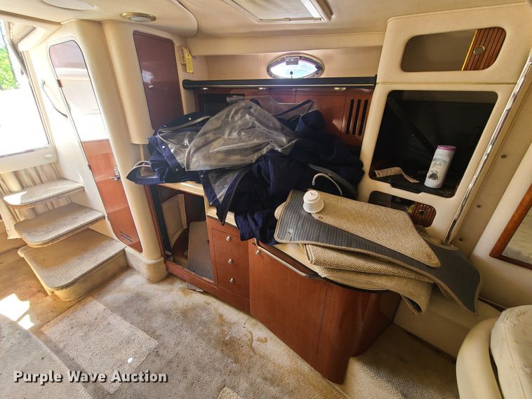 image for item GT9102 2002 Sea Ray Cruiser  boat