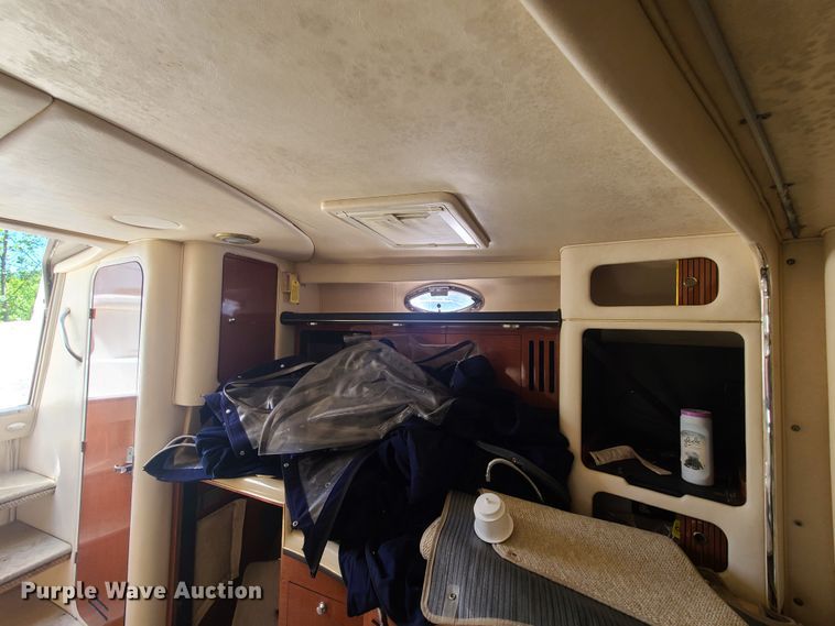 image for item GT9102 2002 Sea Ray Cruiser  boat