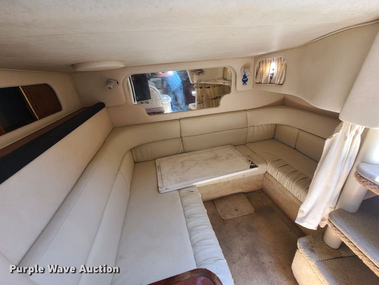 image for item GT9102 2002 Sea Ray Cruiser  boat