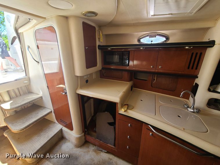 image for item GT9102 2002 Sea Ray Cruiser  boat