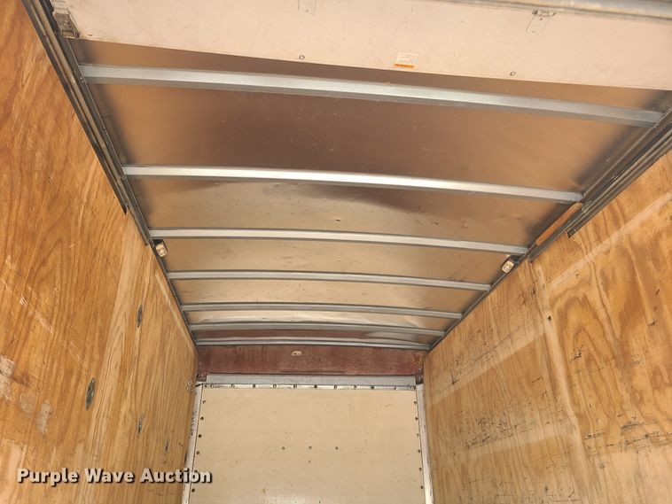 image for item GT9151 2004 GMC Savana G3500  box truck