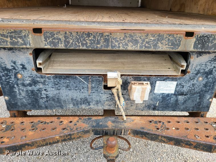 image for item GT9151 2004 GMC Savana G3500  box truck