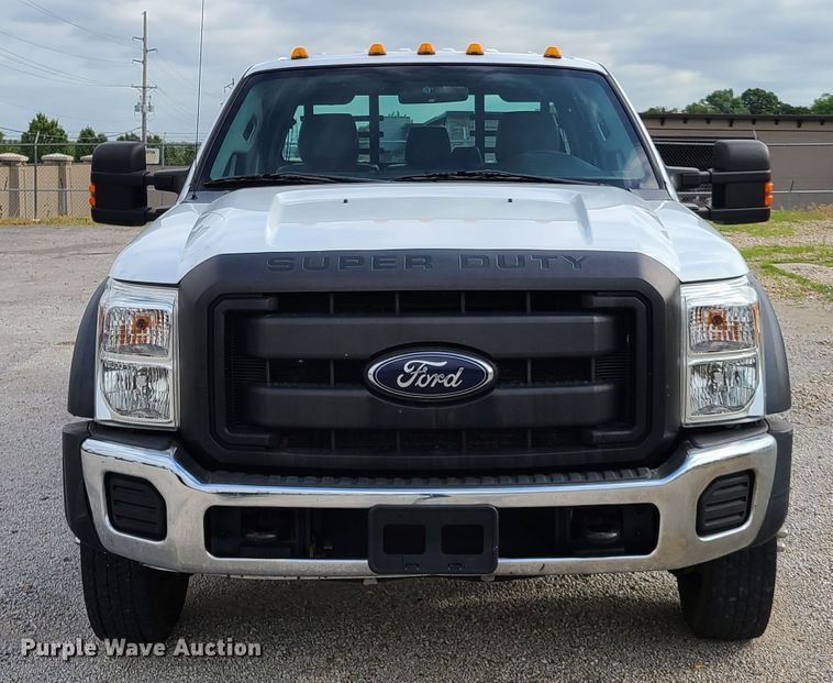 image for item GT9152 2012 Ford F550 Super Duty  flatbed truck