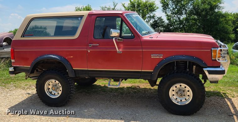 image for item GT9177 1991 Ford Bronco  SUV