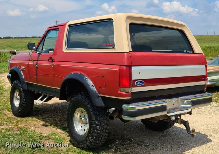 image for item GT9177 1991 Ford Bronco  SUV