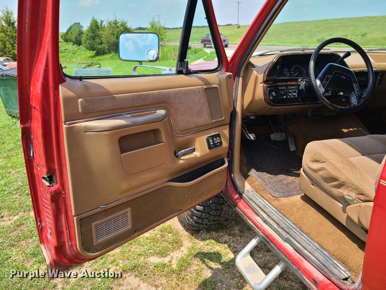 image for item GT9177 1991 Ford Bronco  SUV