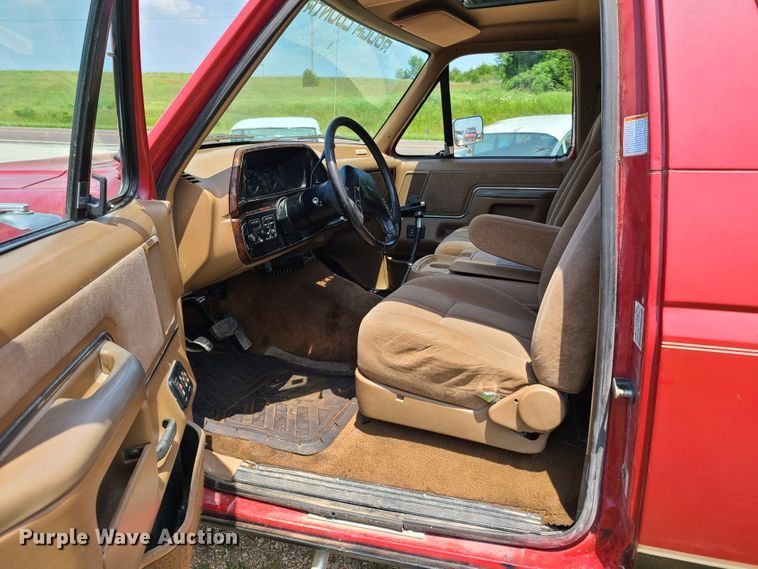 image for item GT9177 1991 Ford Bronco  SUV