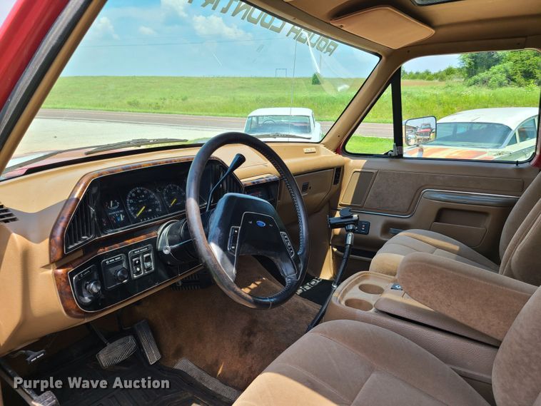 image for item GT9177 1991 Ford Bronco  SUV