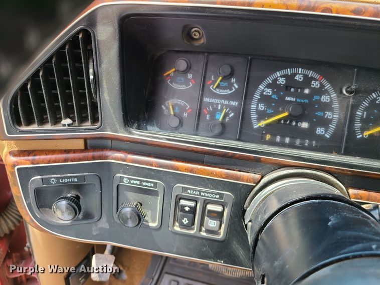 image for item GT9177 1991 Ford Bronco  SUV