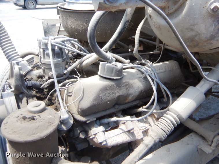 image for item GT9237 Ford  flatbed truck