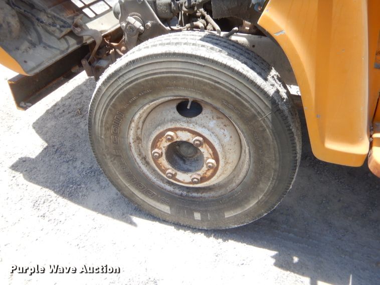 image for item GT9237 Ford  flatbed truck