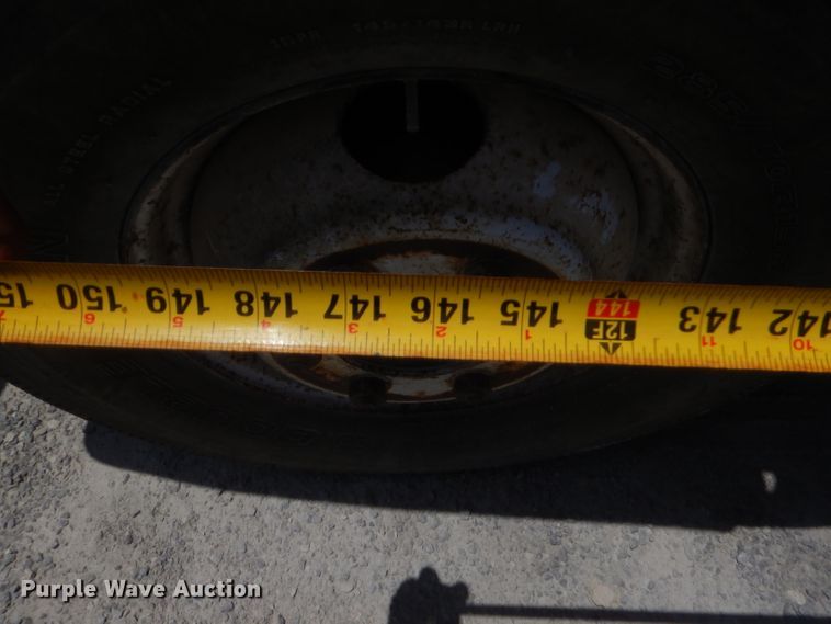 image for item GT9237 Ford  flatbed truck