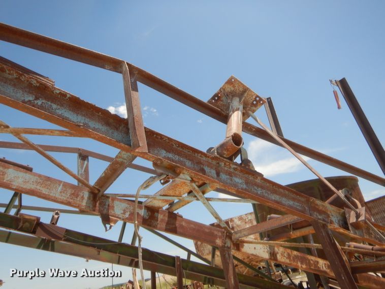 image for item GT9240 Material hopper with conveyor