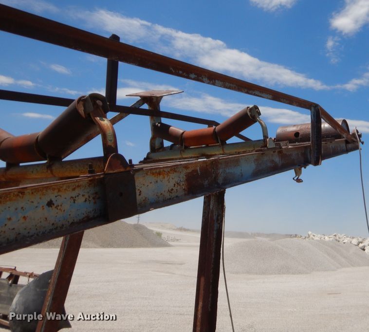 image for item GT9240 Material hopper with conveyor