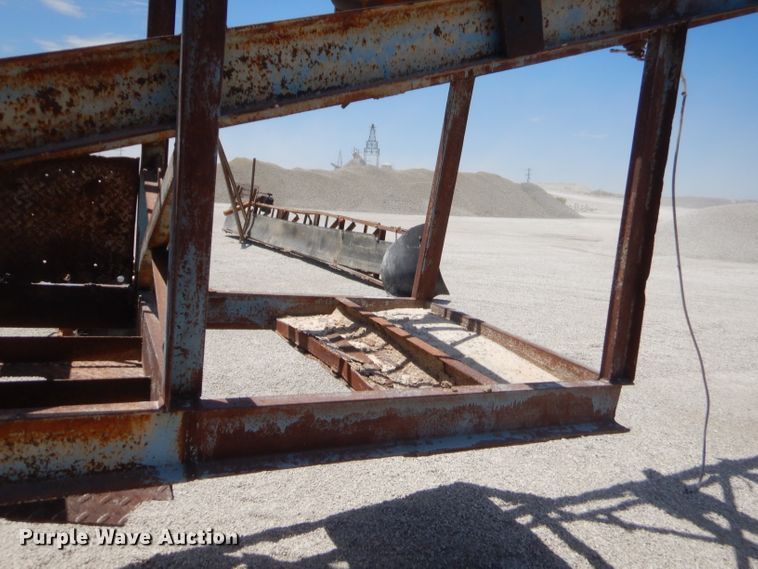 image for item GT9240 Material hopper with conveyor