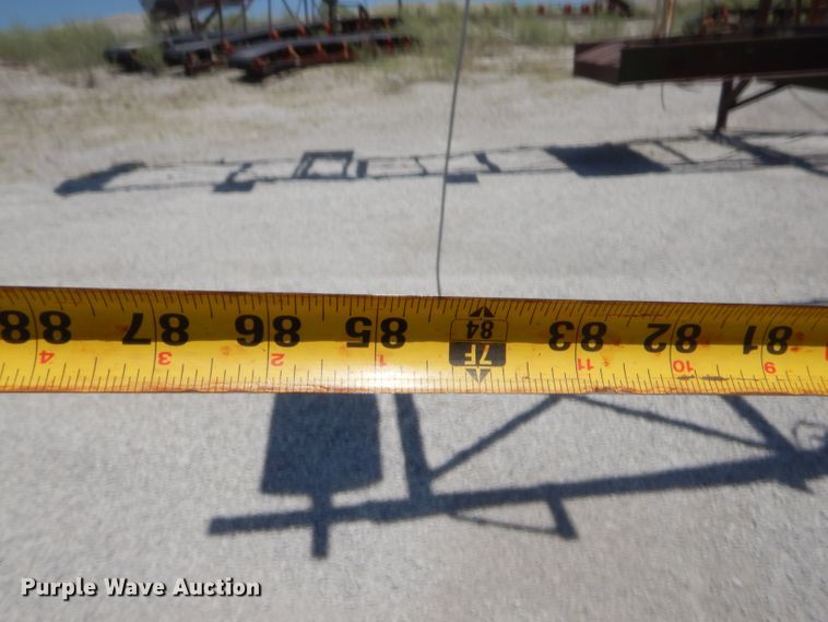 image for item GT9240 Material hopper with conveyor