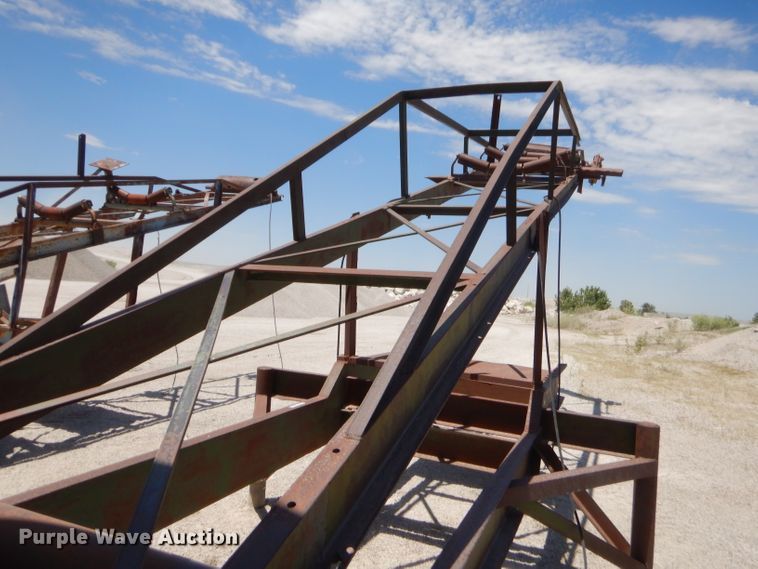 image for item GT9241 Material hopper with conveyor