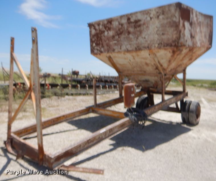 image for item GT9242 Material hopper