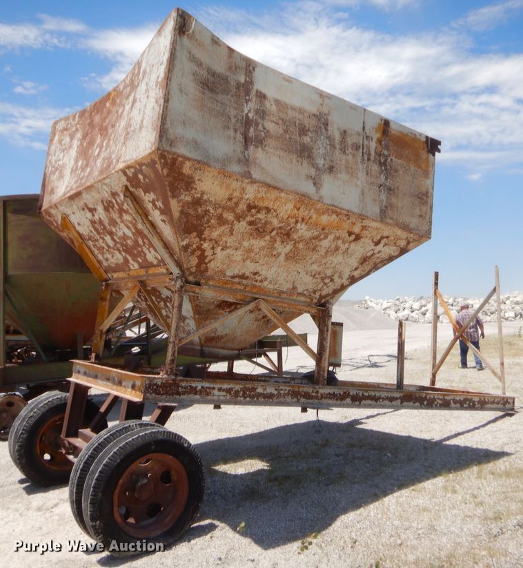 image for item GT9242 Material hopper