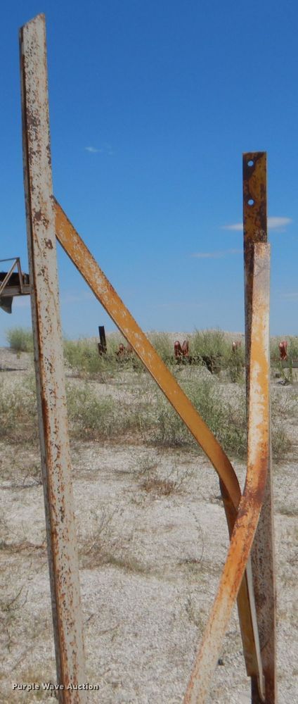 image for item GT9242 Material hopper