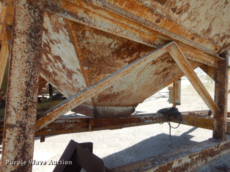 image for item GT9242 Material hopper