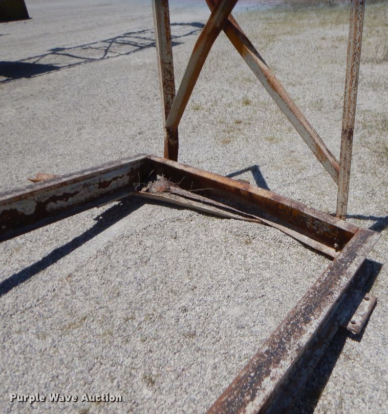 image for item GT9242 Material hopper