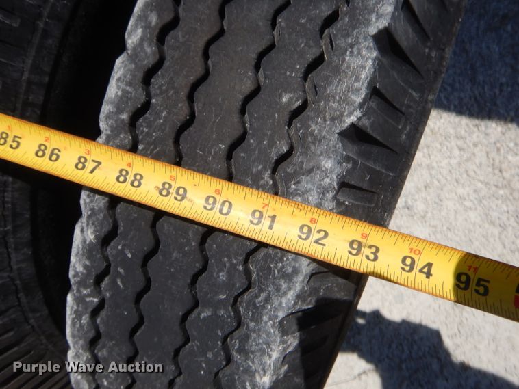 image for item GT9242 Material hopper