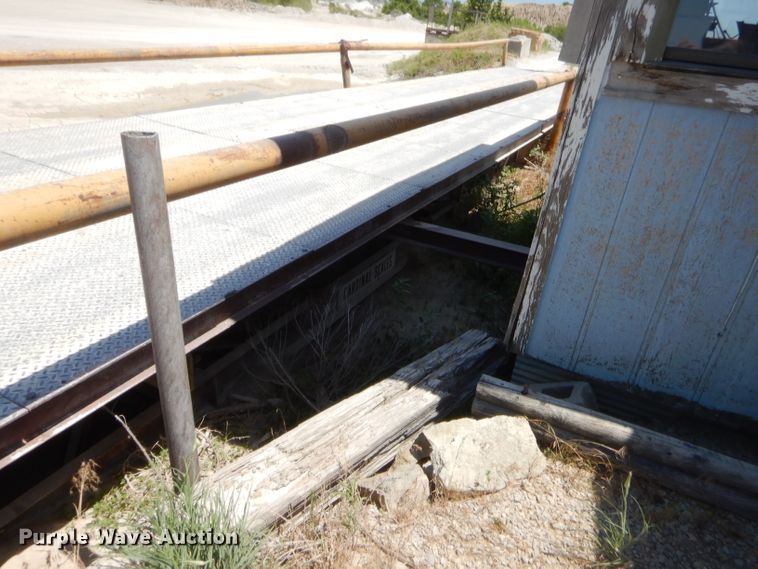 image for item GT9243 Murphy Cardinal 303060-PR scale