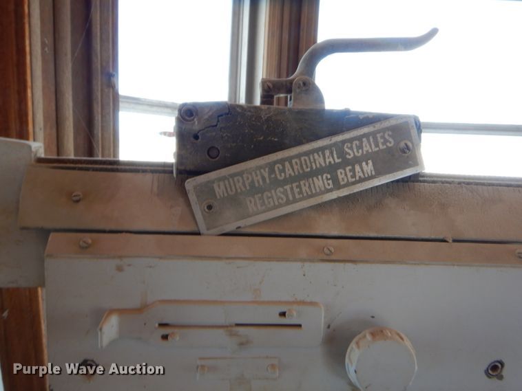 image for item GT9243 Murphy Cardinal 303060-PR scale