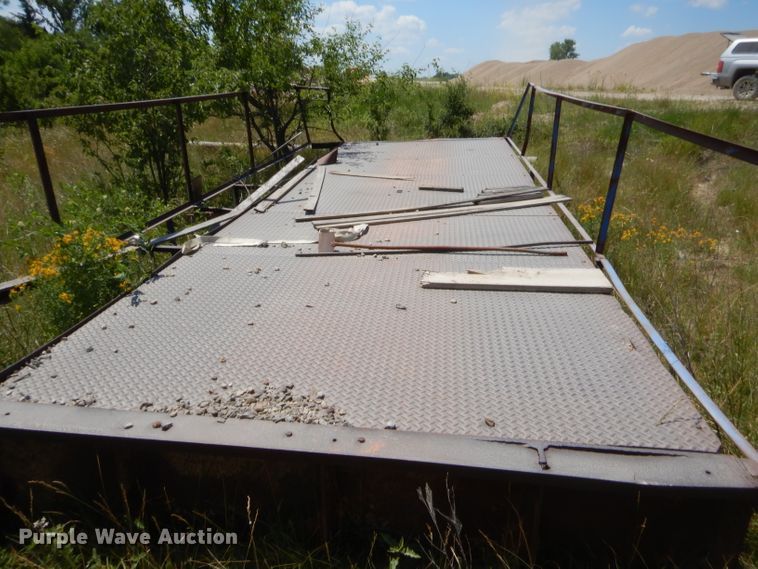 image for item GT9246 Thurman scale with scale house