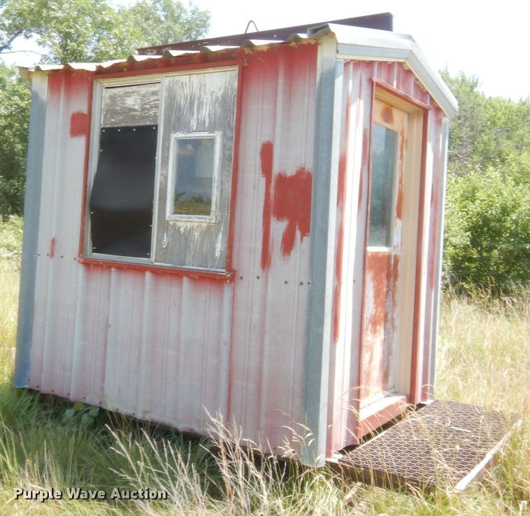 image for item GT9246 Thurman scale with scale house