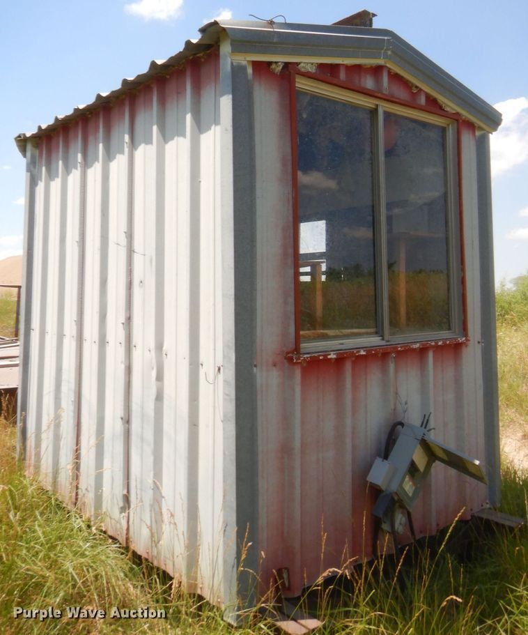 image for item GT9246 Thurman scale with scale house