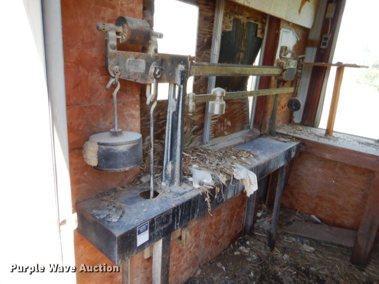 image for item GT9246 Thurman scale with scale house