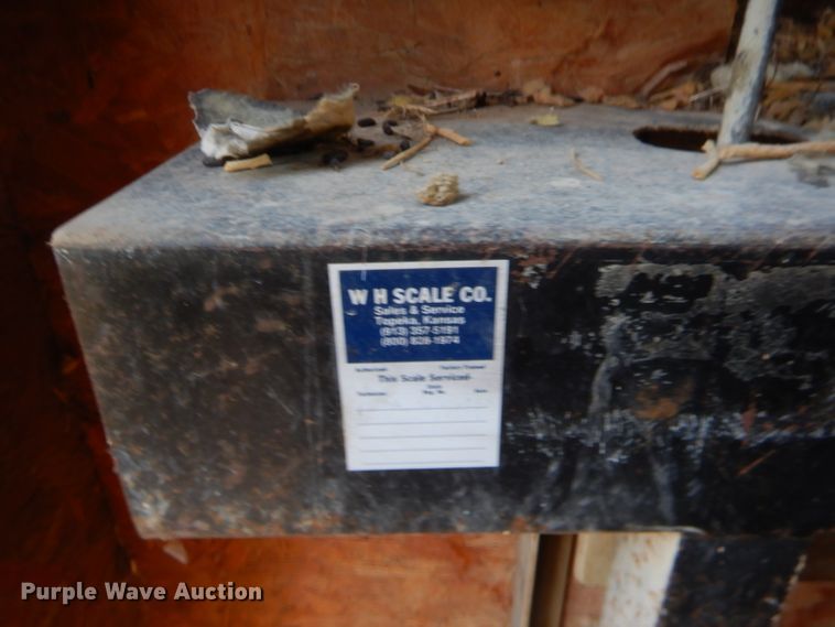 image for item GT9246 Thurman scale with scale house