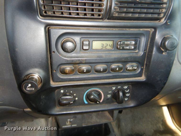 image for item GT9263 2001 Ford Ranger  pickup truck
