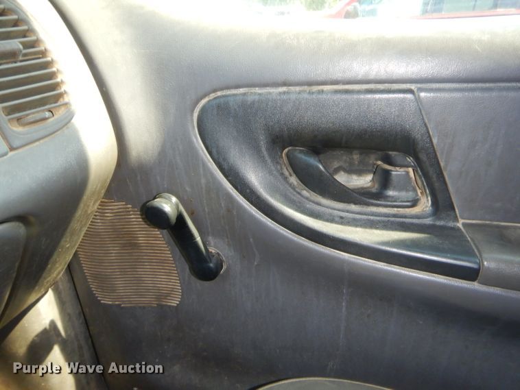 image for item GT9263 2001 Ford Ranger  pickup truck