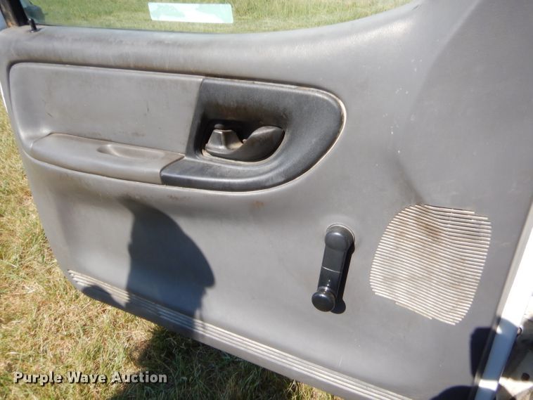 image for item GT9263 2001 Ford Ranger  pickup truck