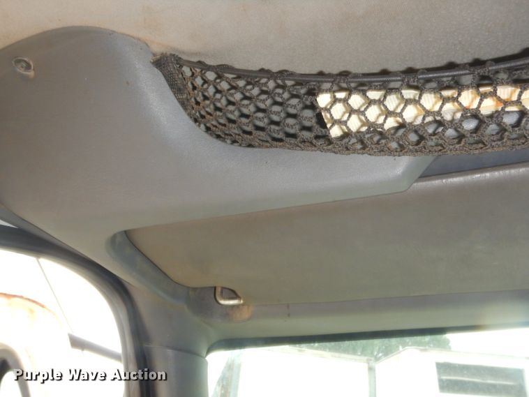 image for item GT9270 2005 International 4300  refrigerated truck