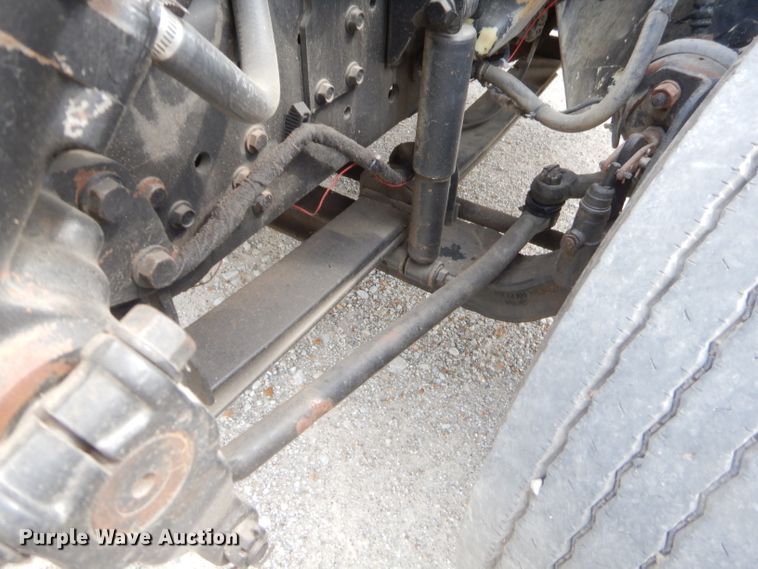 image for item GT9270 2005 International 4300  refrigerated truck