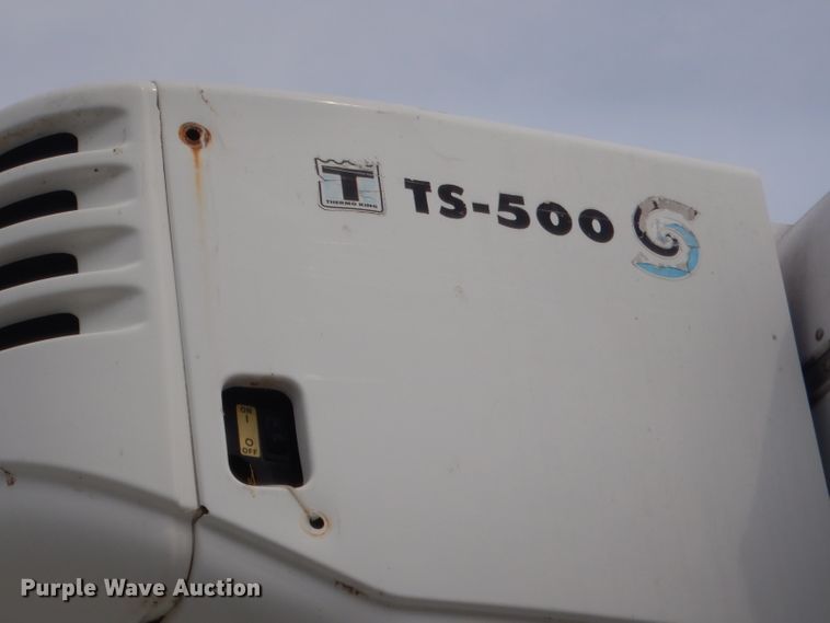 image for item GT9270 2005 International 4300  refrigerated truck