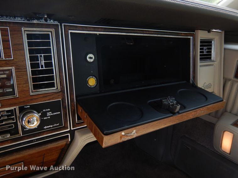 image for item GT9280 1983 Cadillac Seville